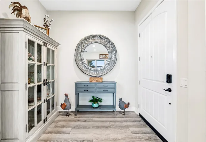 10818 Arena Court, Cypress, California 90720