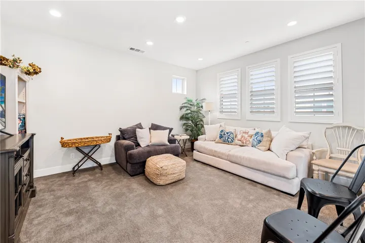 10818 Arena Court, Cypress, California 90720