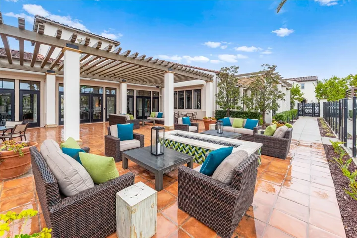 10818 Arena Court, Cypress, California 90720