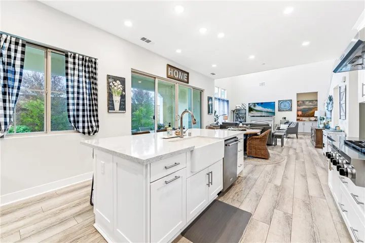 10818 Arena Court, Cypress, California 90720
