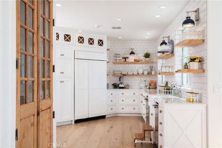1160 Morningside Drive, Laguna Beach, California 92651