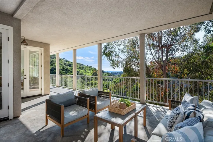 1160 Morningside Drive, Laguna Beach, California 92651