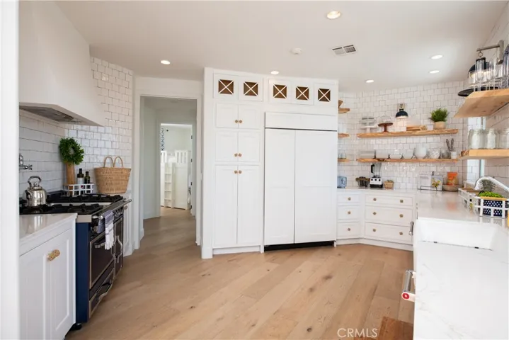 1160 Morningside Drive, Laguna Beach, California 92651