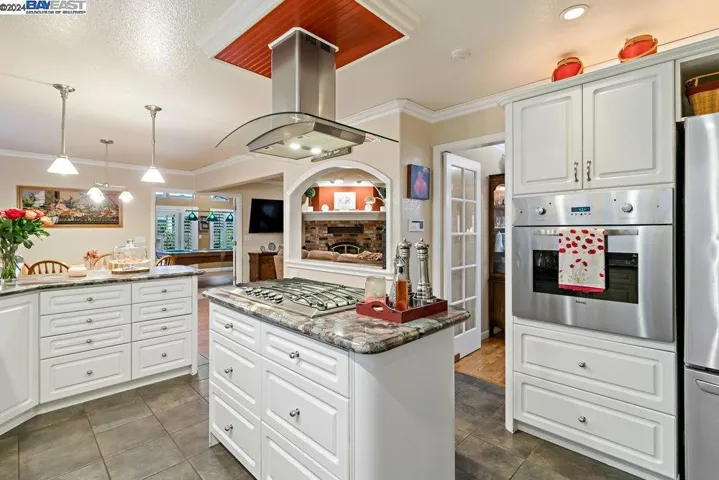 1380 Los Padres Blvd, Santa Clara, California 95050