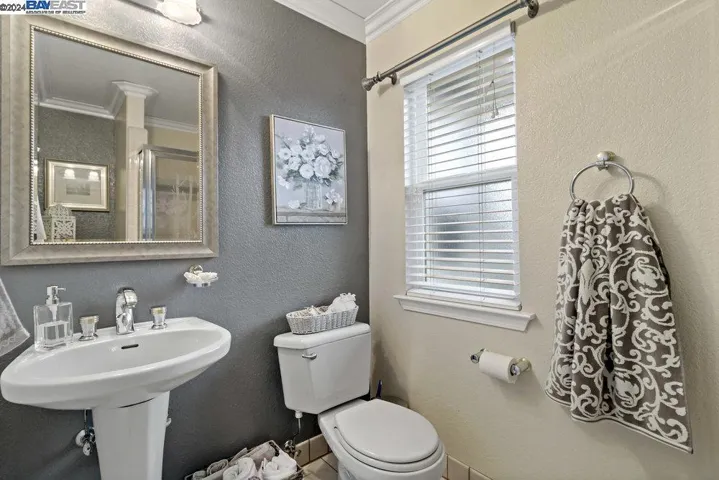 1380 Los Padres Blvd, Santa Clara, California 95050