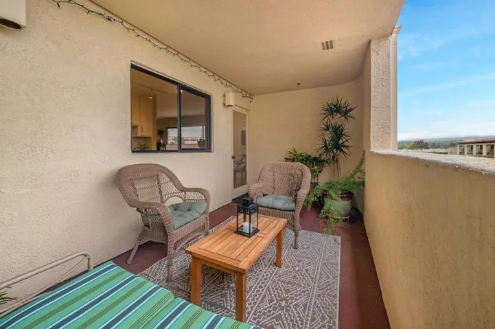 117 California Avenue D300, Palo Alto, California 94306