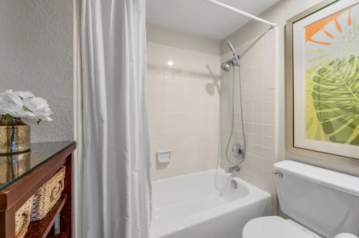 117 California Avenue D300, Palo Alto, California 94306