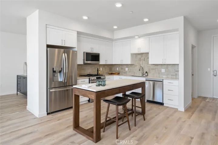 2475 Victoria Avenue 204, San Luis Obispo, California 93401