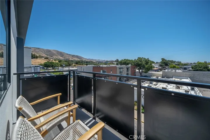 2475 Victoria Avenue 204, San Luis Obispo, California 93401