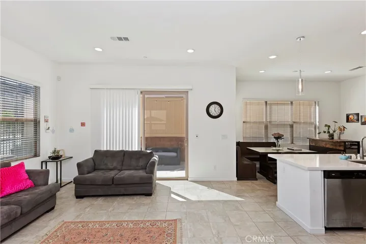 4167 Horvath Street 108, Corona, California 92883