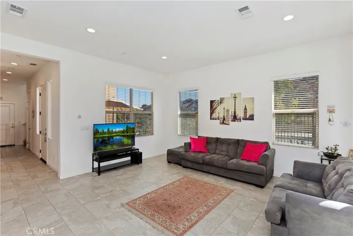 4167 Horvath Street 108, Corona, California 92883