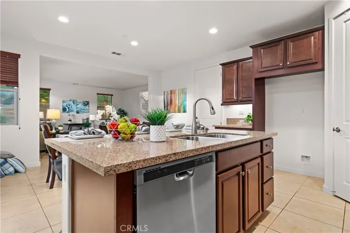 3811 Snapdragon Way, Yorba Linda, California 92886