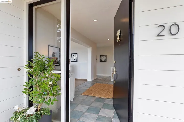 20 Langdon Ct., Piedmont, California 94611