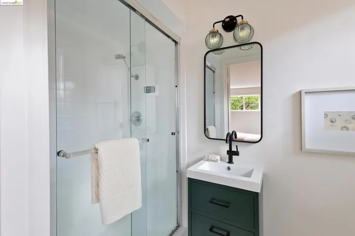 Full Bath