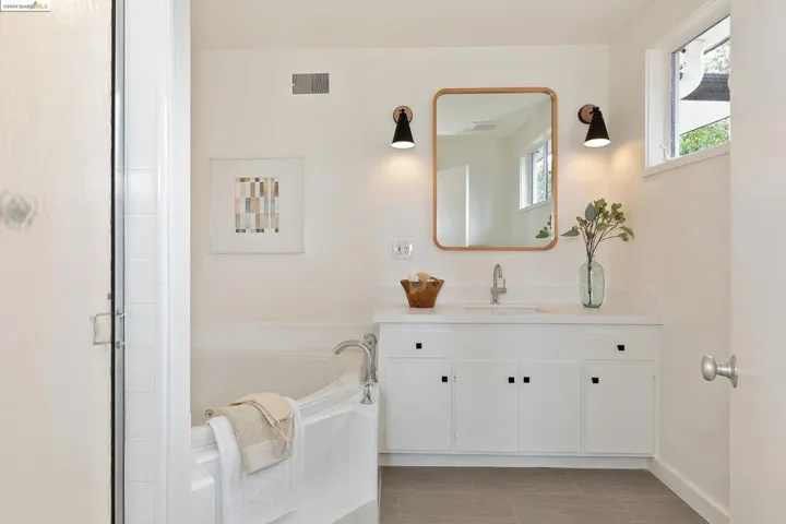 Pirmary Bath