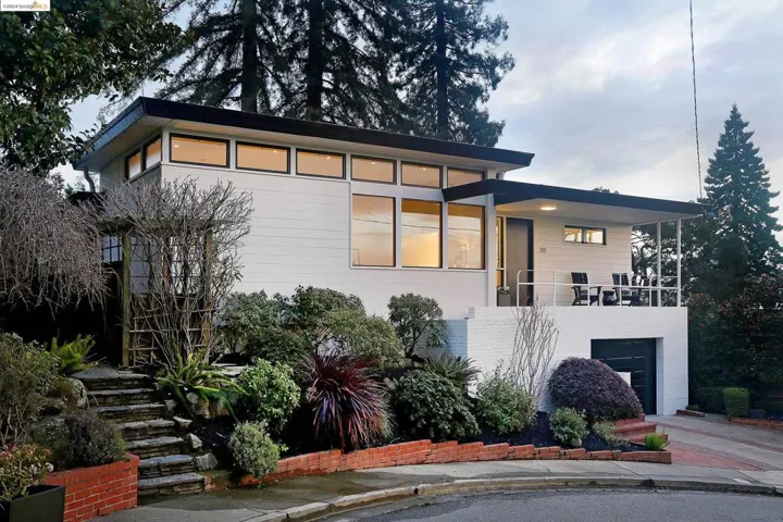 20 Langdon Ct., Piedmont, California 94611