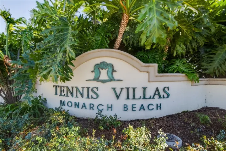 106 Tennis Villas Drive, Dana Point, California 92629