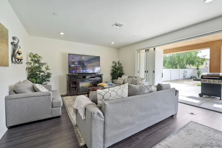 30687 Silky Lupine Dr., Murrieta, California 92563
