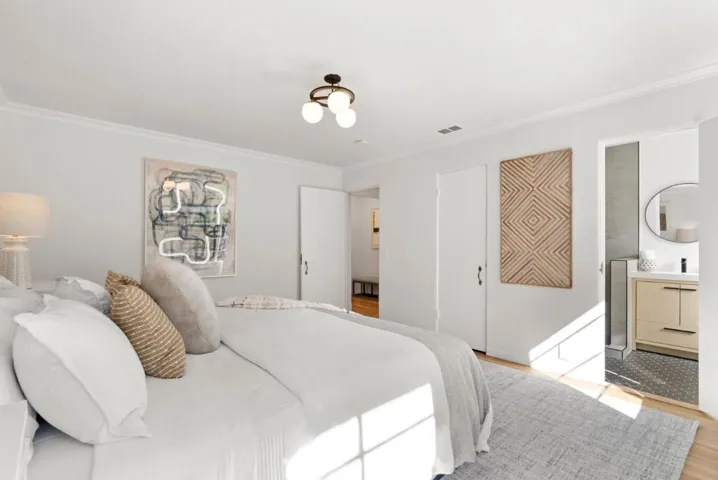 1800 Guinda Street, Palo Alto, California 94303