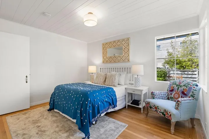 1800 Guinda Street, Palo Alto, California 94303