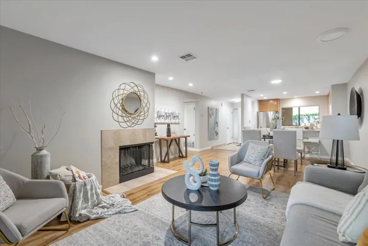 153 California Avenue F103, Palo Alto, California 94306