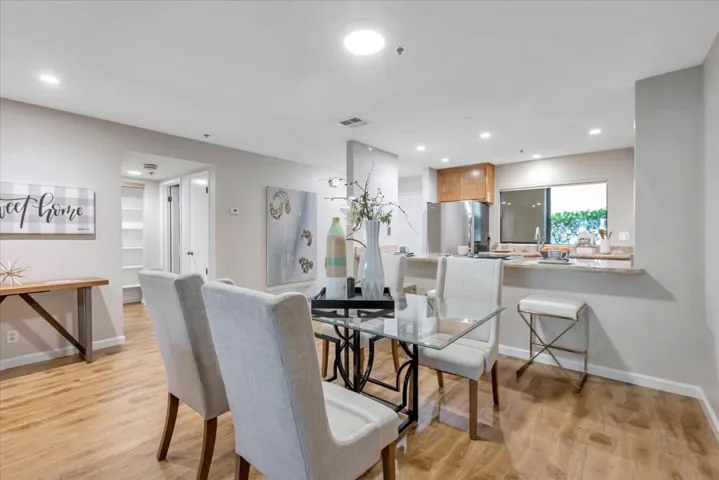 153 California Avenue F103, Palo Alto, California 94306