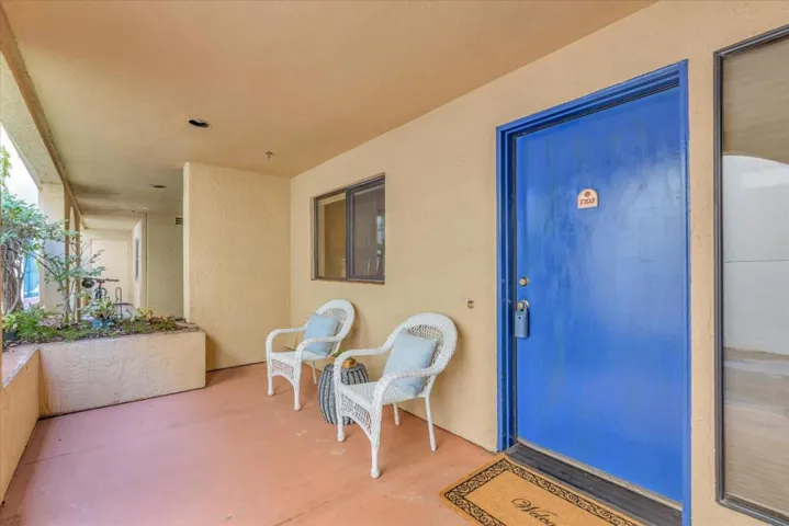 153 California Avenue F103, Palo Alto, California 94306