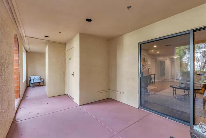 153 California Avenue F103, Palo Alto, California 94306