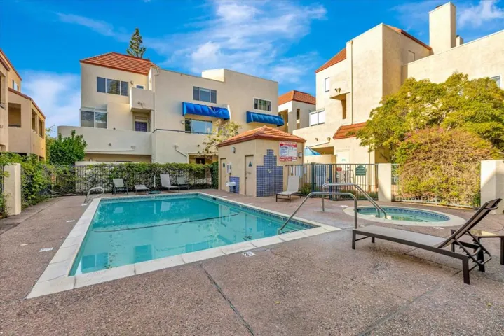 153 California Avenue F103, Palo Alto, California 94306