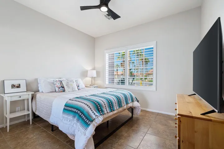 Guest Room 2