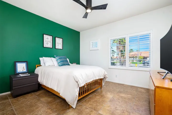 Guest Room 1