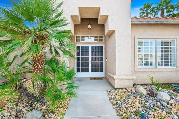 Ext front entrance