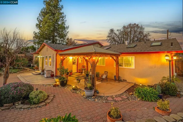 5506 Nebraska Dr, Concord, California 94521