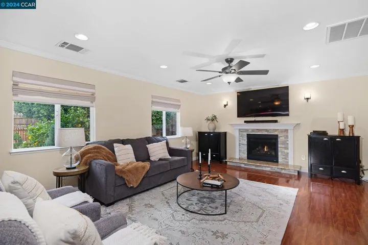 5506 Nebraska Dr, Concord, California 94521