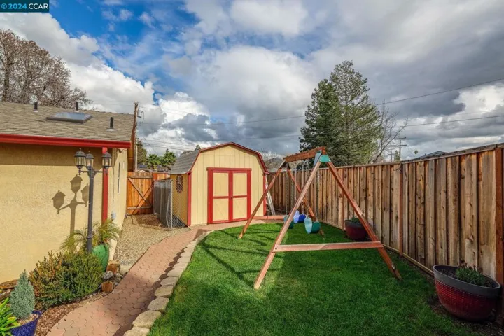 5506 Nebraska Dr, Concord, California 94521