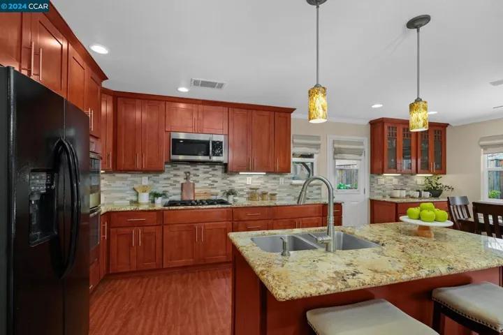 5506 Nebraska Dr, Concord, California 94521