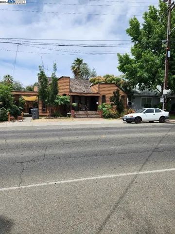 673 Franklin Ave, Yuba City, California 95991-5403