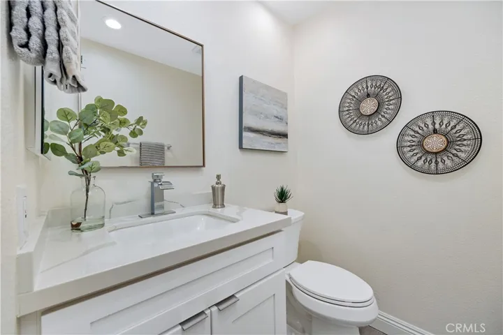 26317 W Grove Circle 40, Lake Forest, California 92630