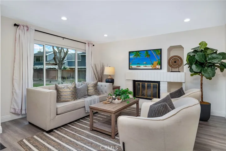 26317 W Grove Circle 40, Lake Forest, California 92630