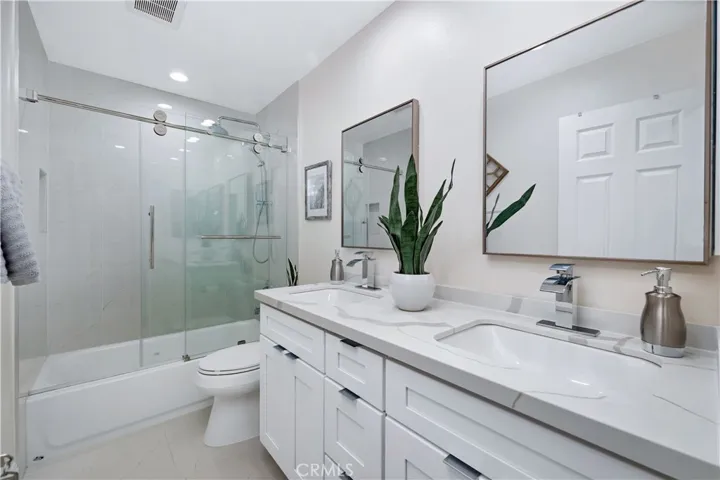 26317 W Grove Circle 40, Lake Forest, California 92630