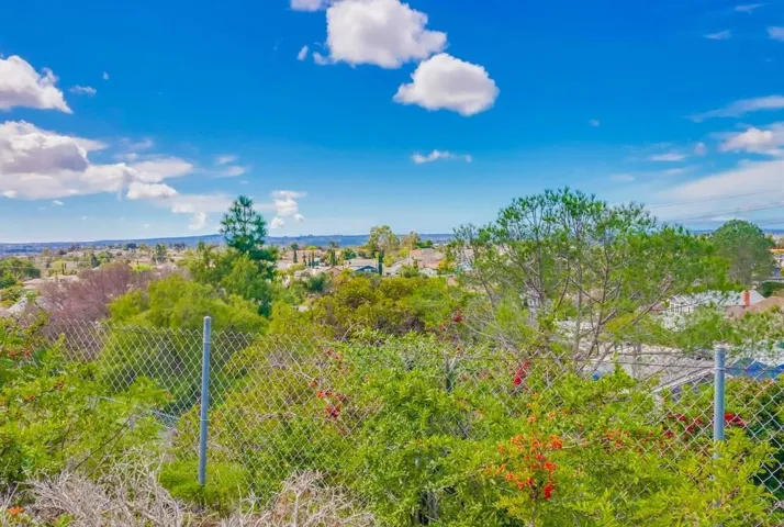 13776 Quinton Road, San Diego, California 92129