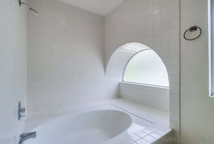13776 Quinton Road, San Diego, California 92129