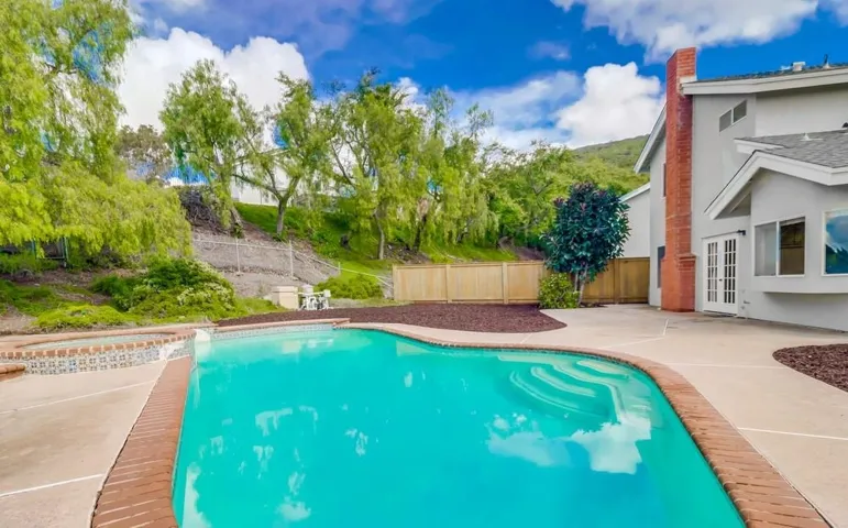 13776 Quinton Road, San Diego, California 92129