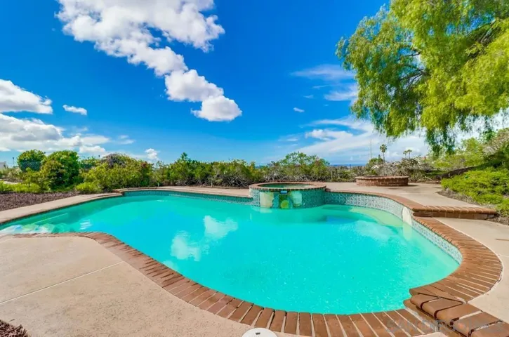 13776 Quinton Road, San Diego, California 92129
