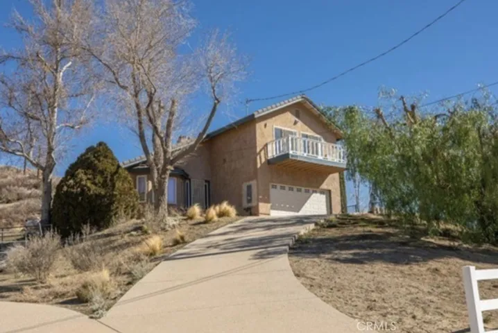 8511 Calva Street, Leona Valley, California 93551