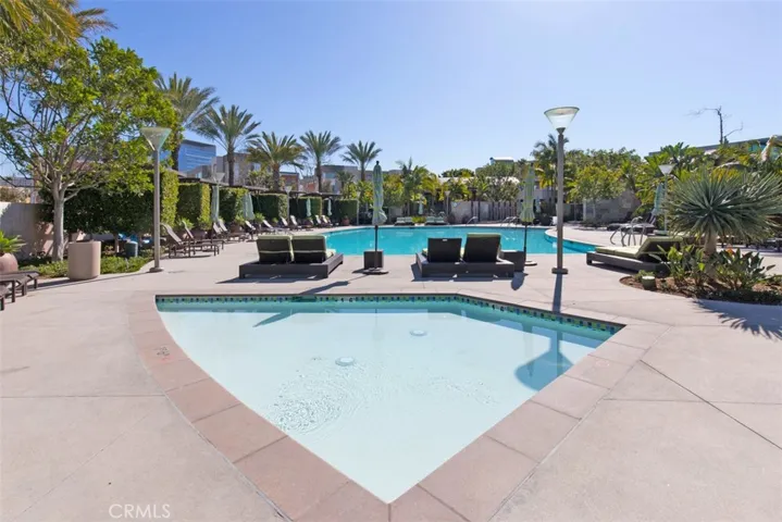 45 Soho, Irvine, California 92612