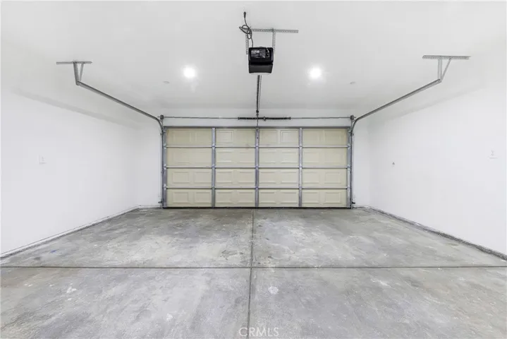 8672 Lime Avenue, California City, California 93505