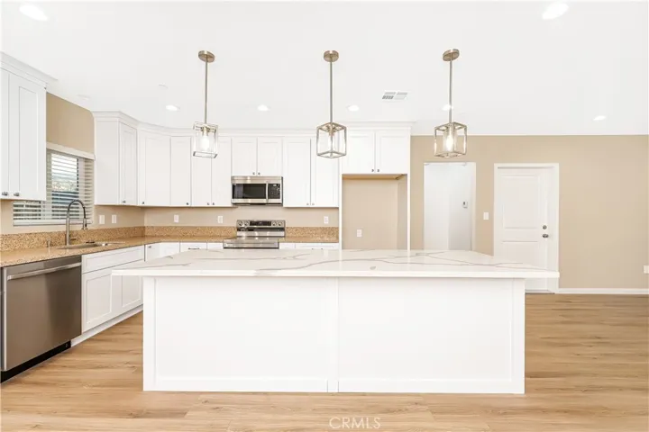 8672 Lime Avenue, California City, California 93505