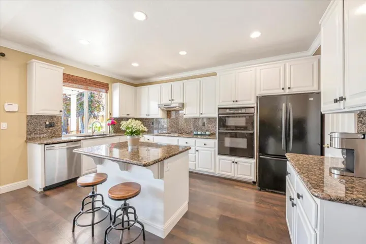 108 Starwood Court, Roseville, California 95747