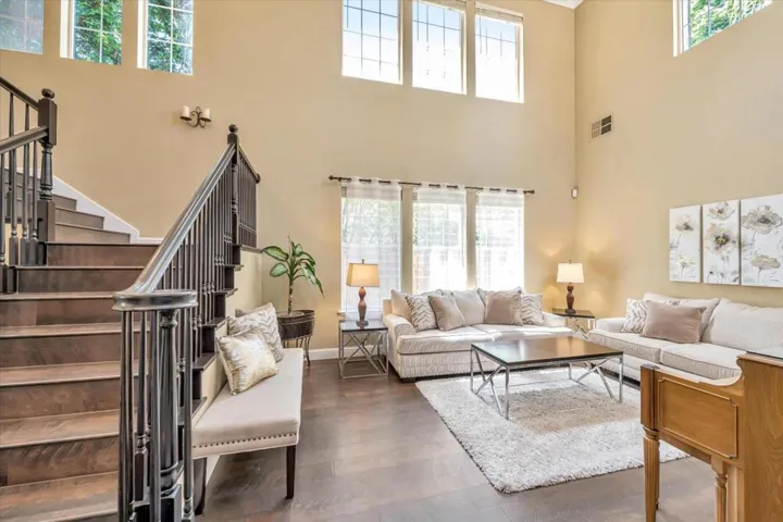 108 Starwood Court, Roseville, California 95747
